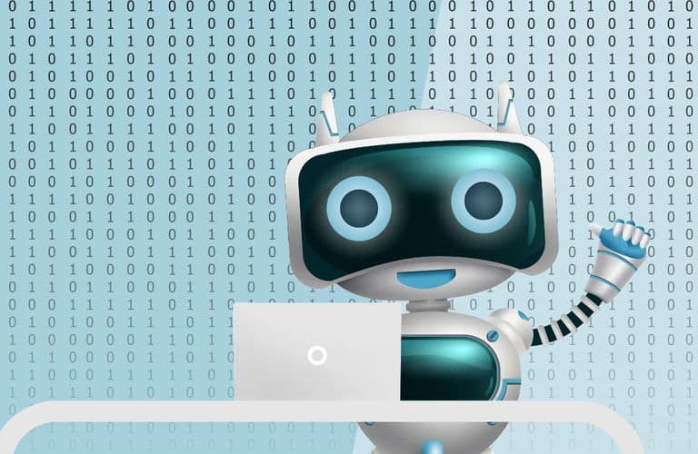 Ein freundlicher Roboter mit einem großen Bildschirm als Gesicht winkt, während er an einem Schreibtisch mit einem Laptop sitzt. Der Hintergrund ist mit Binärcode gefüllt.