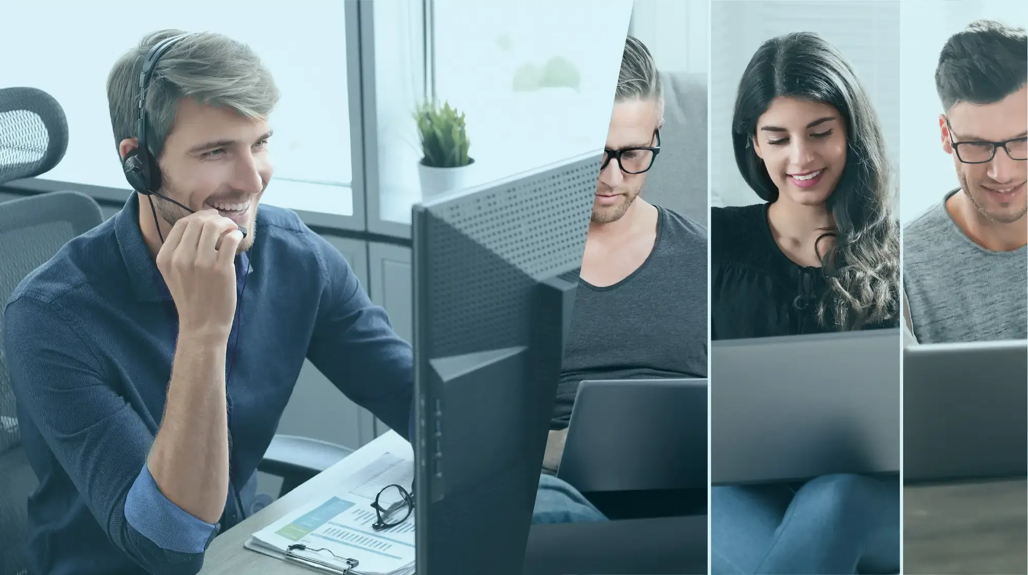 Vier Personen arbeiten an Computern, jede in einem anderen Rahmen. Einer trägt ein Headset, die anderen benutzen Laptops. Helle, professionelle Umgebung.